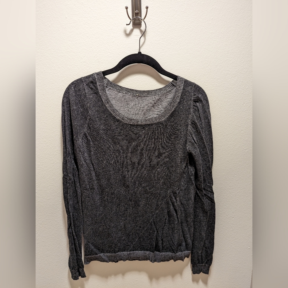 Gray crew neck cotton sweater